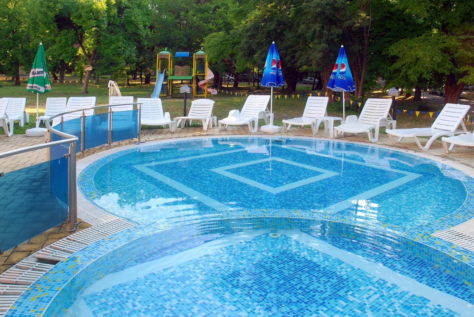 Gloria Hotel Saints Constantine and Helena Ngoại thất bức ảnh